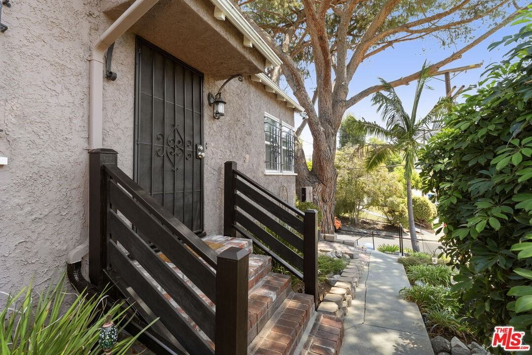 1001 Farnam St #NA - Photo 2 of 10