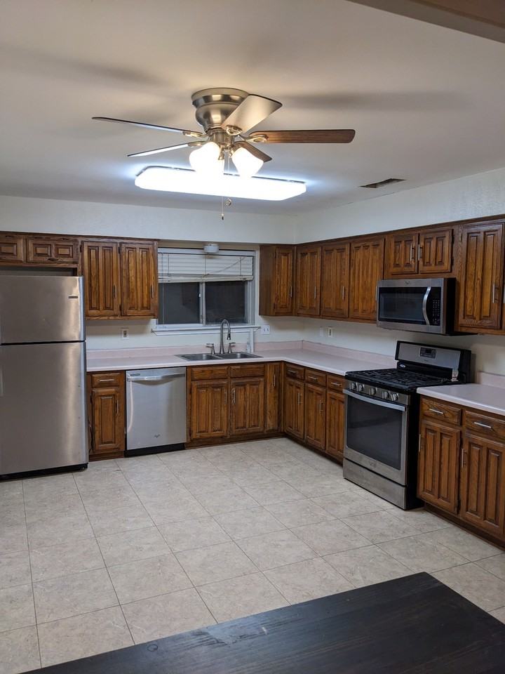 2209 Pueblo Dr #NA - Photo 2 of 17