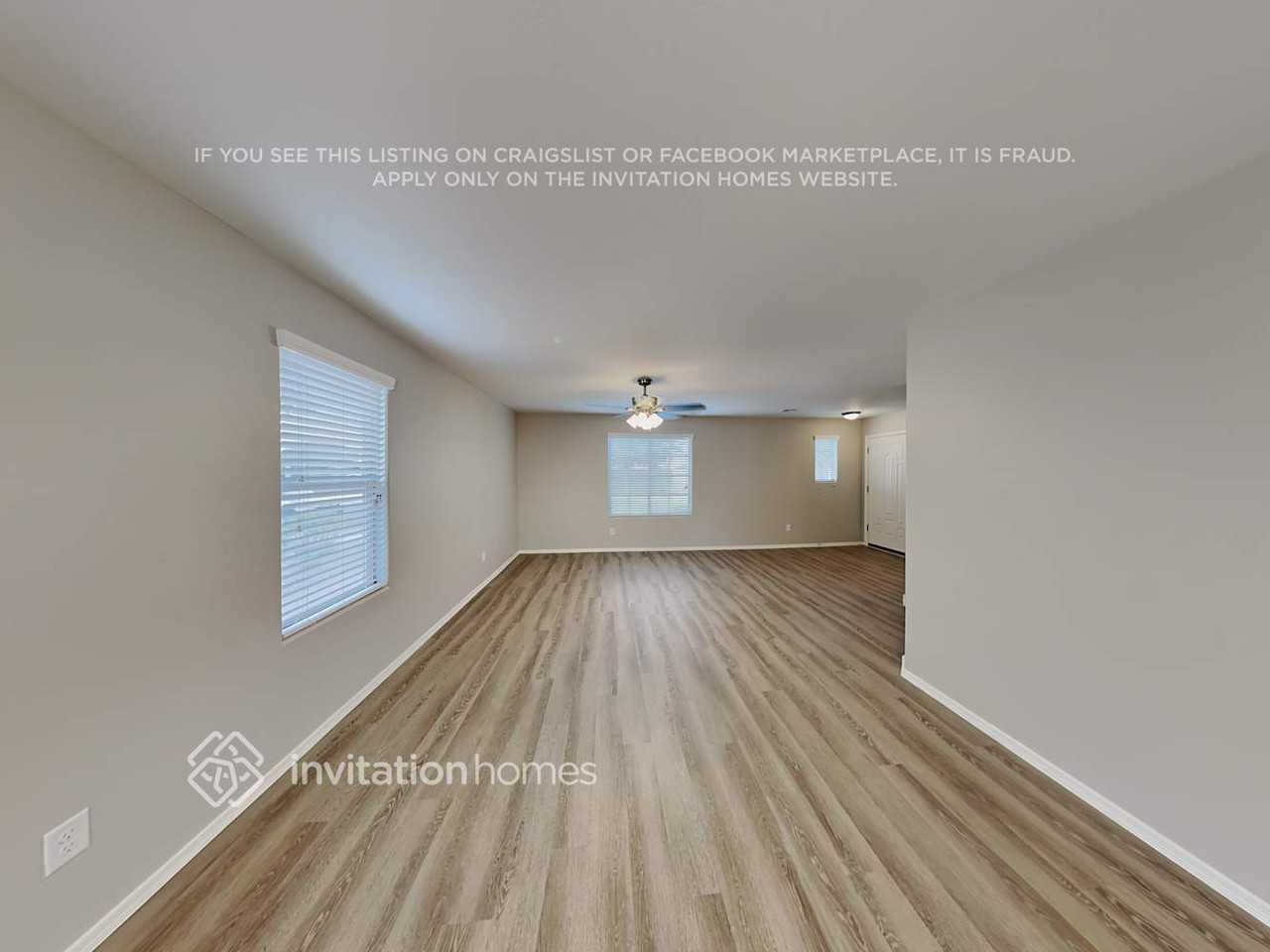 2731 E Bart St - Photo 5 of 19