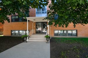 featured image of 100 Waverley St