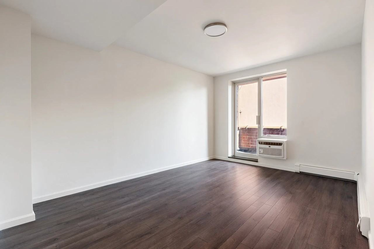 E 2nd St #6G - Photo 6 of 19