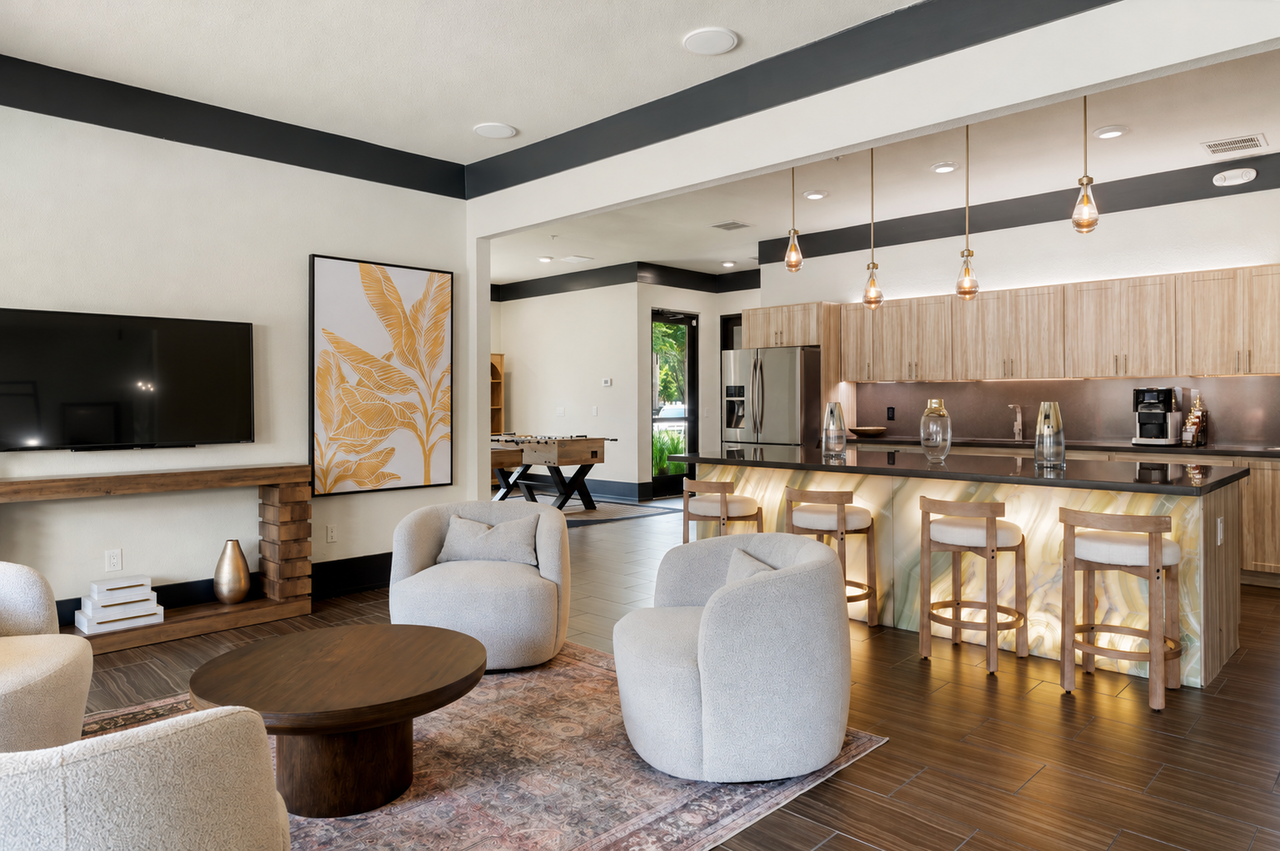 Grandea Lakemont - Photo 2 of 45