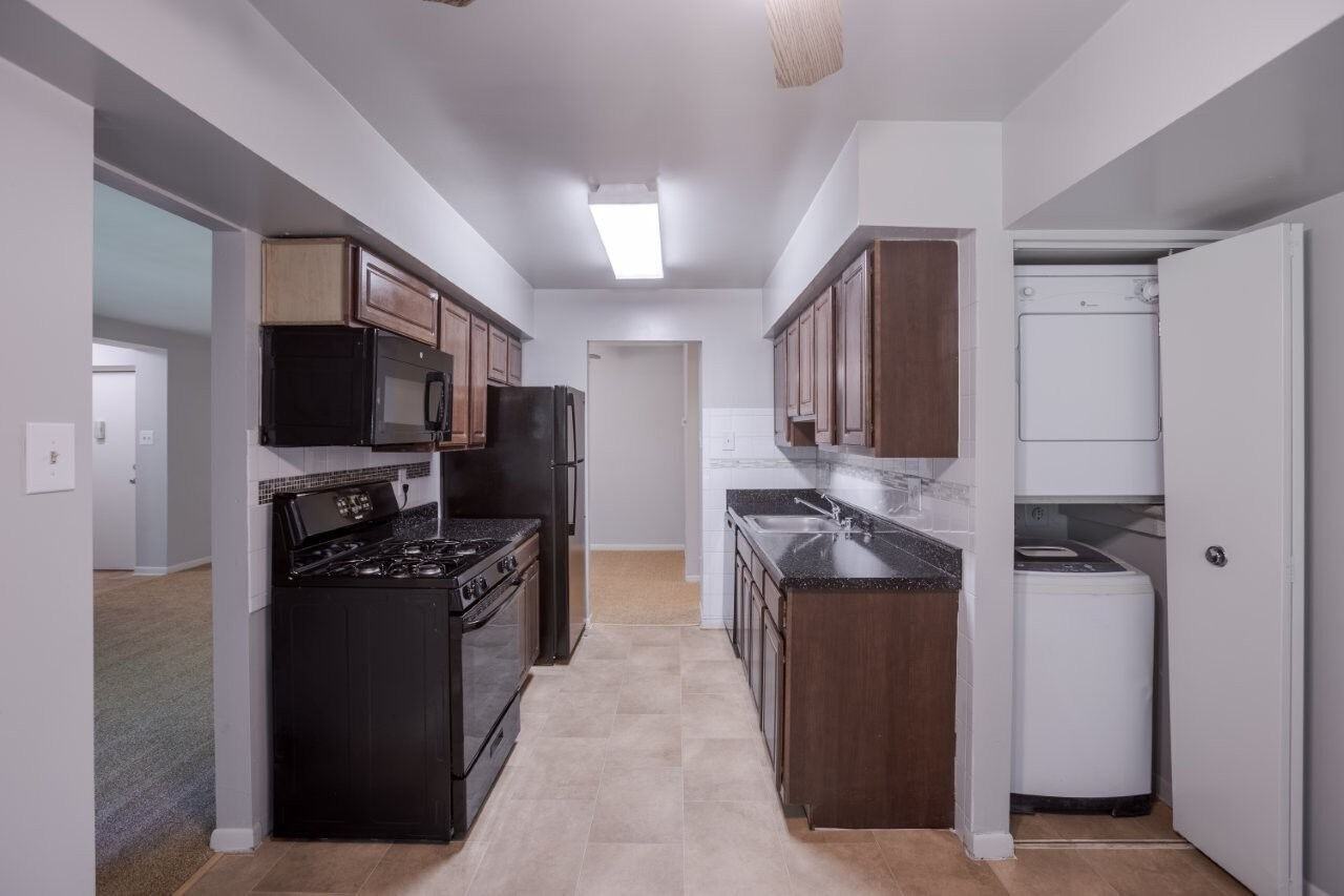The Flats at Columbia Pike - Photo 3 of 25