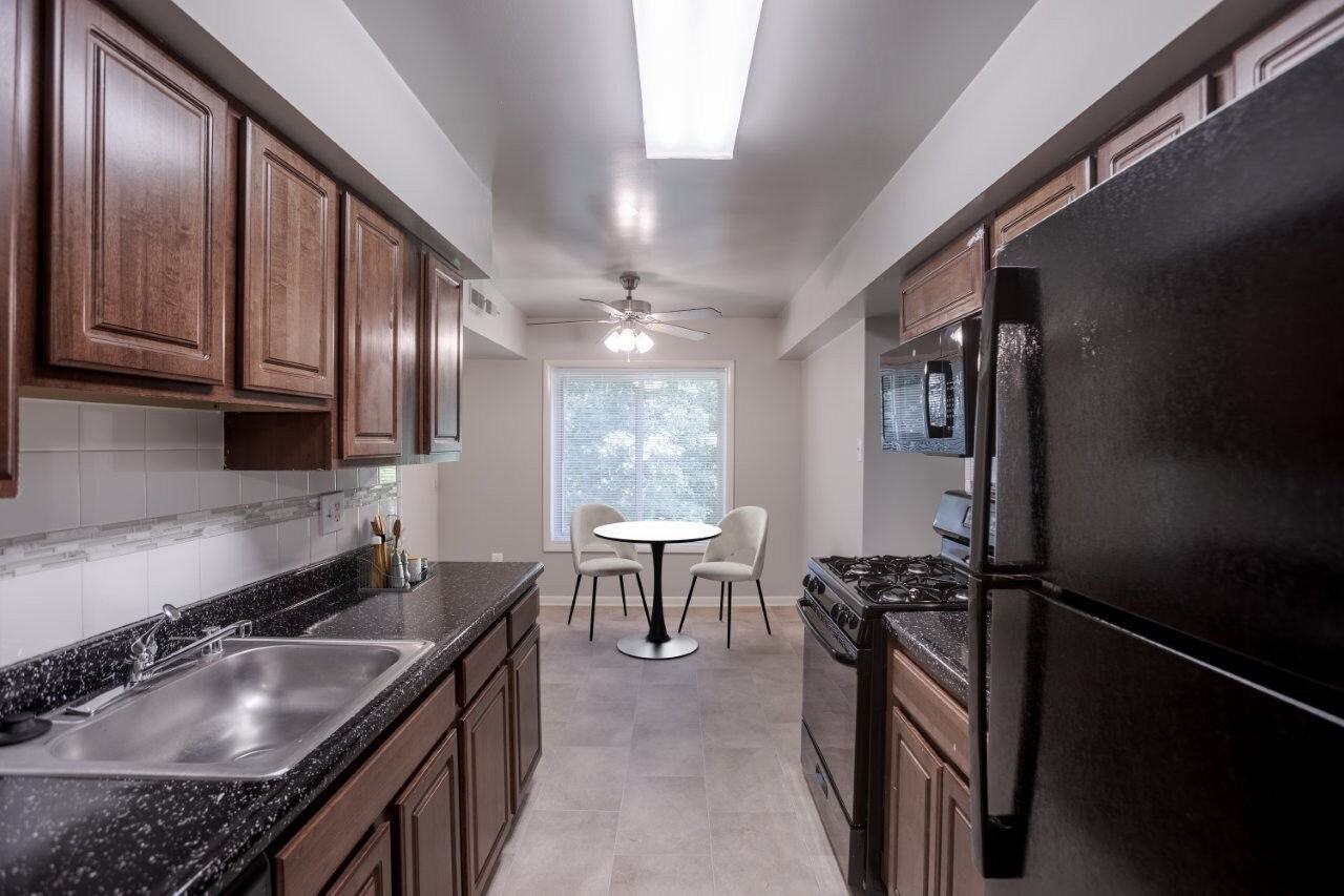 The Flats at Columbia Pike - Photo 7 of 25