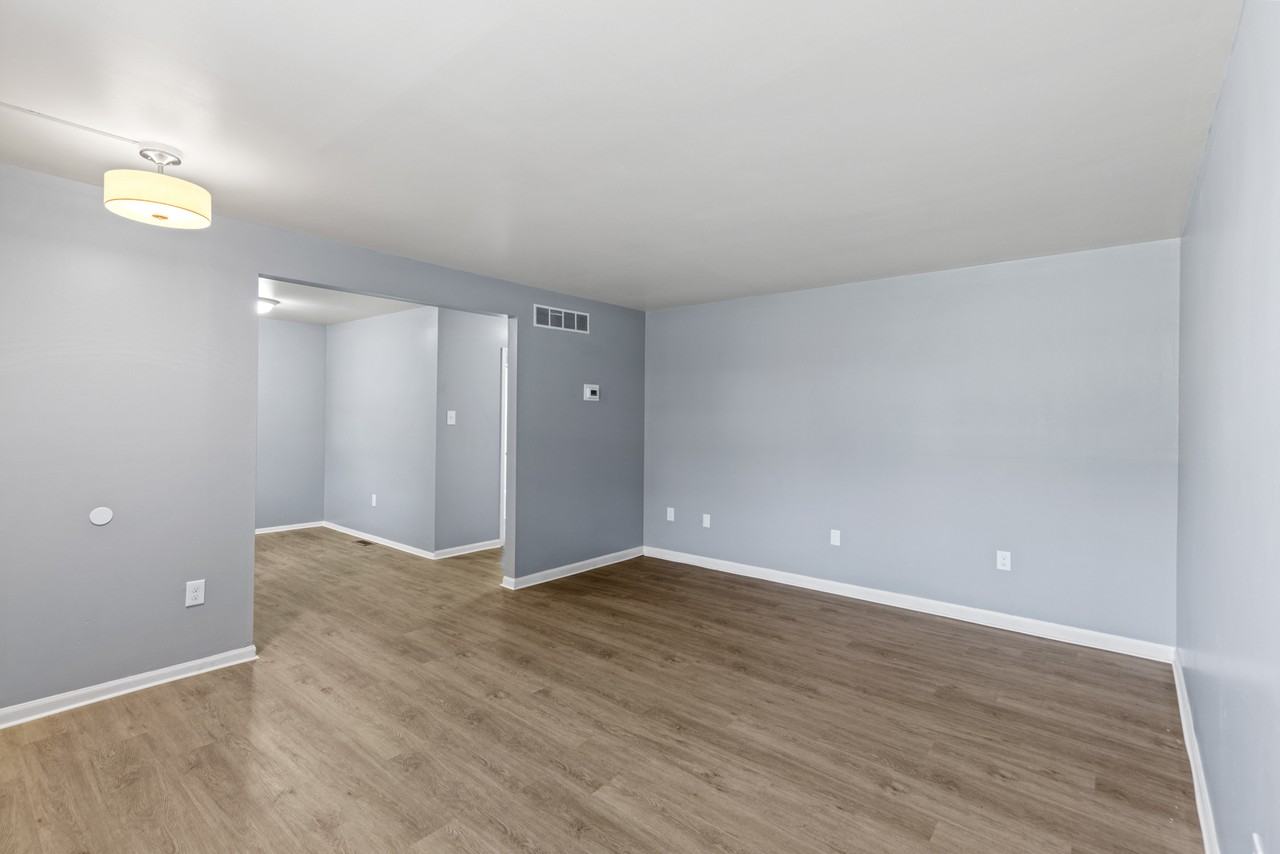 348 Woodlawn Ter #A - Photo 5 of 28