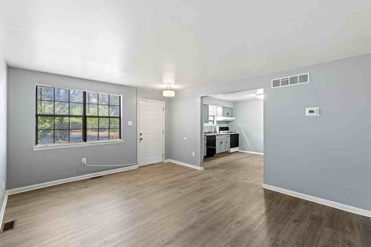 348 Woodlawn Ter #A - Photo 6 of 28