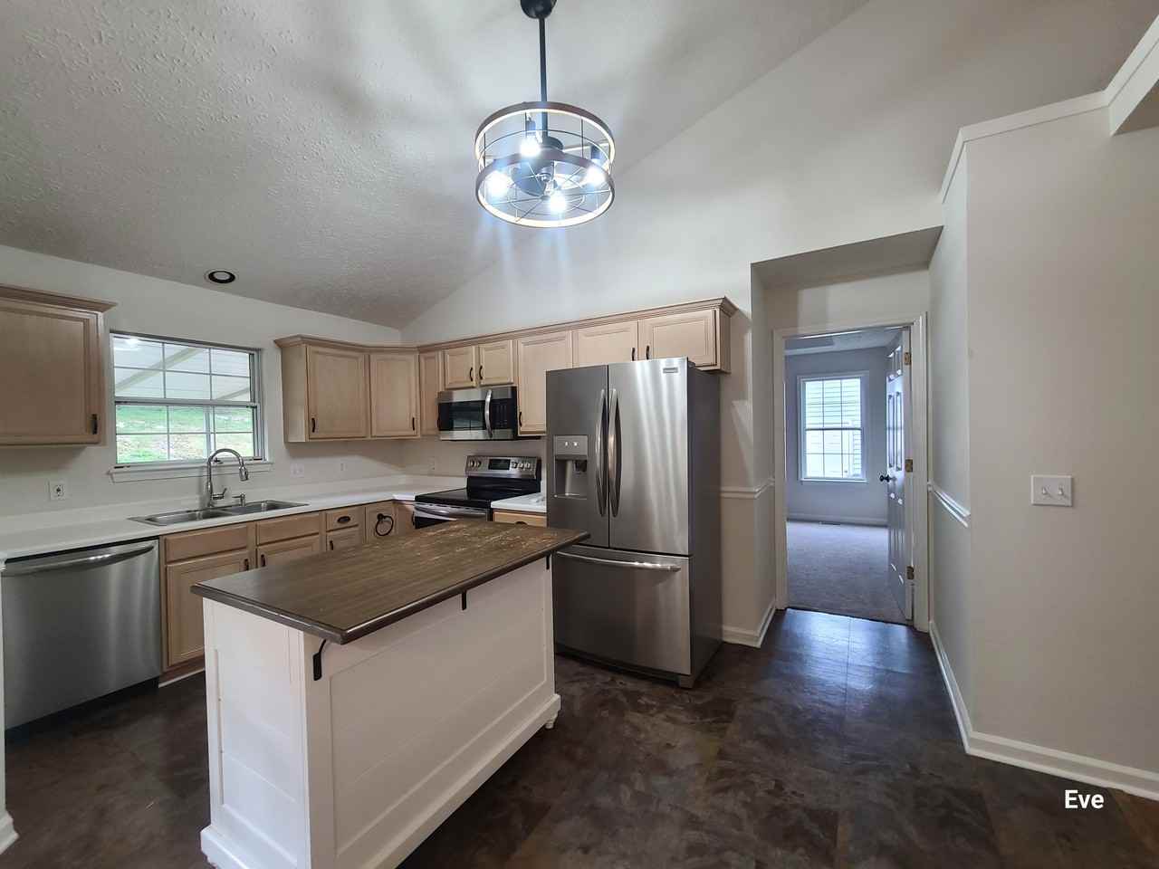 2733 Airwood Dr #1 - Photo 5 of 36