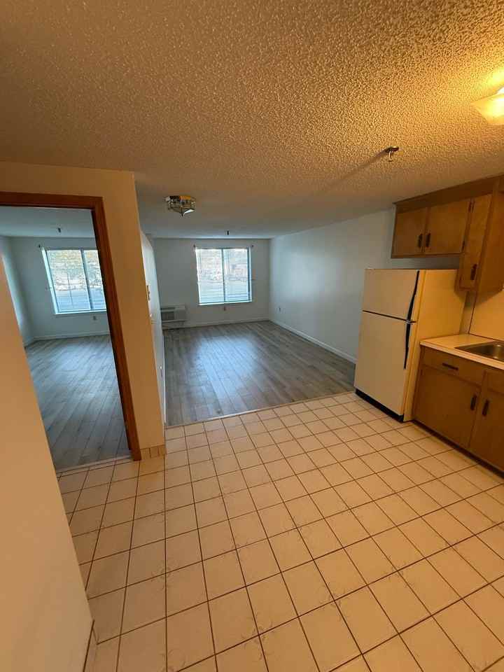 260 East Street - 12 #12 - Photo 5 of 11