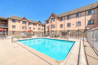 850 N University Ave - Photo 1 of 1