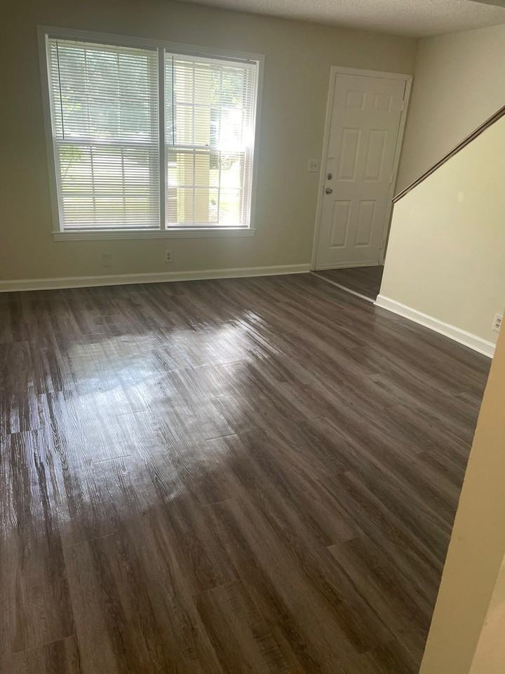 750 Holder Dr #1 - Photo 4 of 13