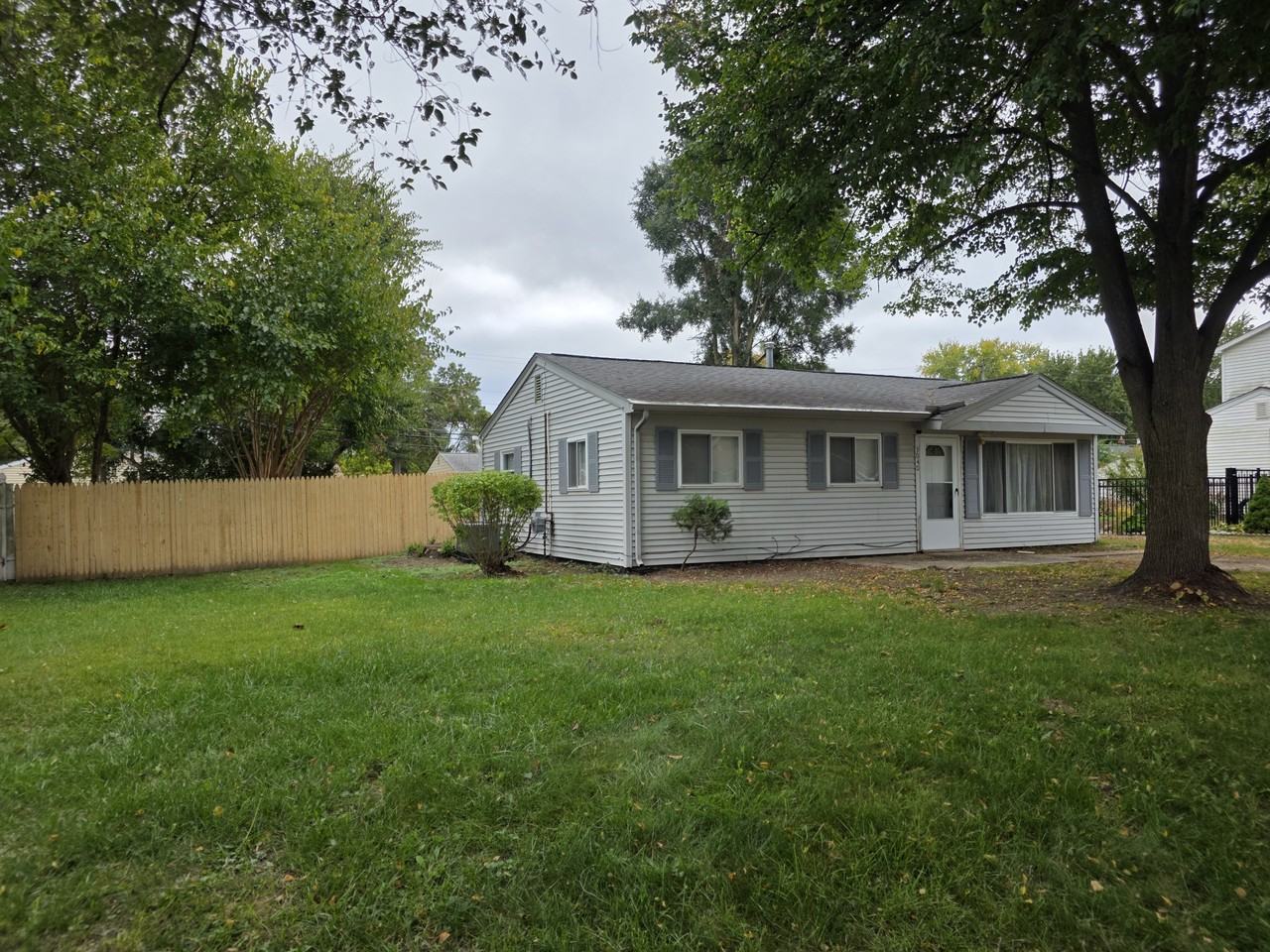 3040 Fisher Ave #1