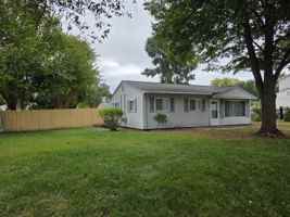 featured image of 3040 Fisher Ave #1