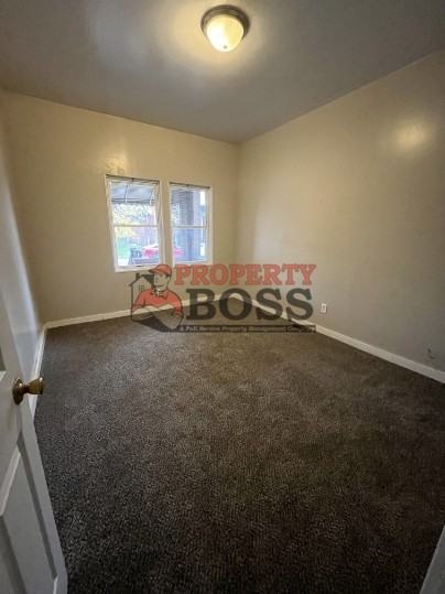 1061 Tyler St #1 - Photo 3 of 10