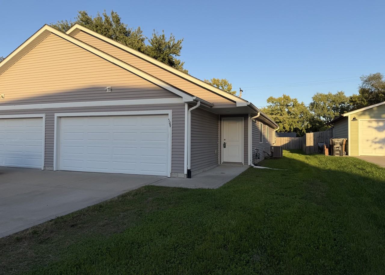 509 Ne Main St #1