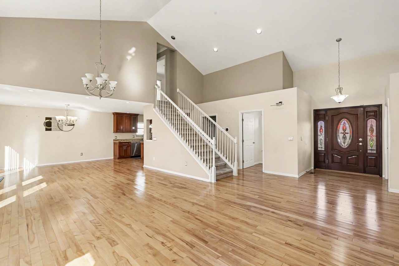 5098 Blue Spruce Dr #1 - Photo 6 of 31