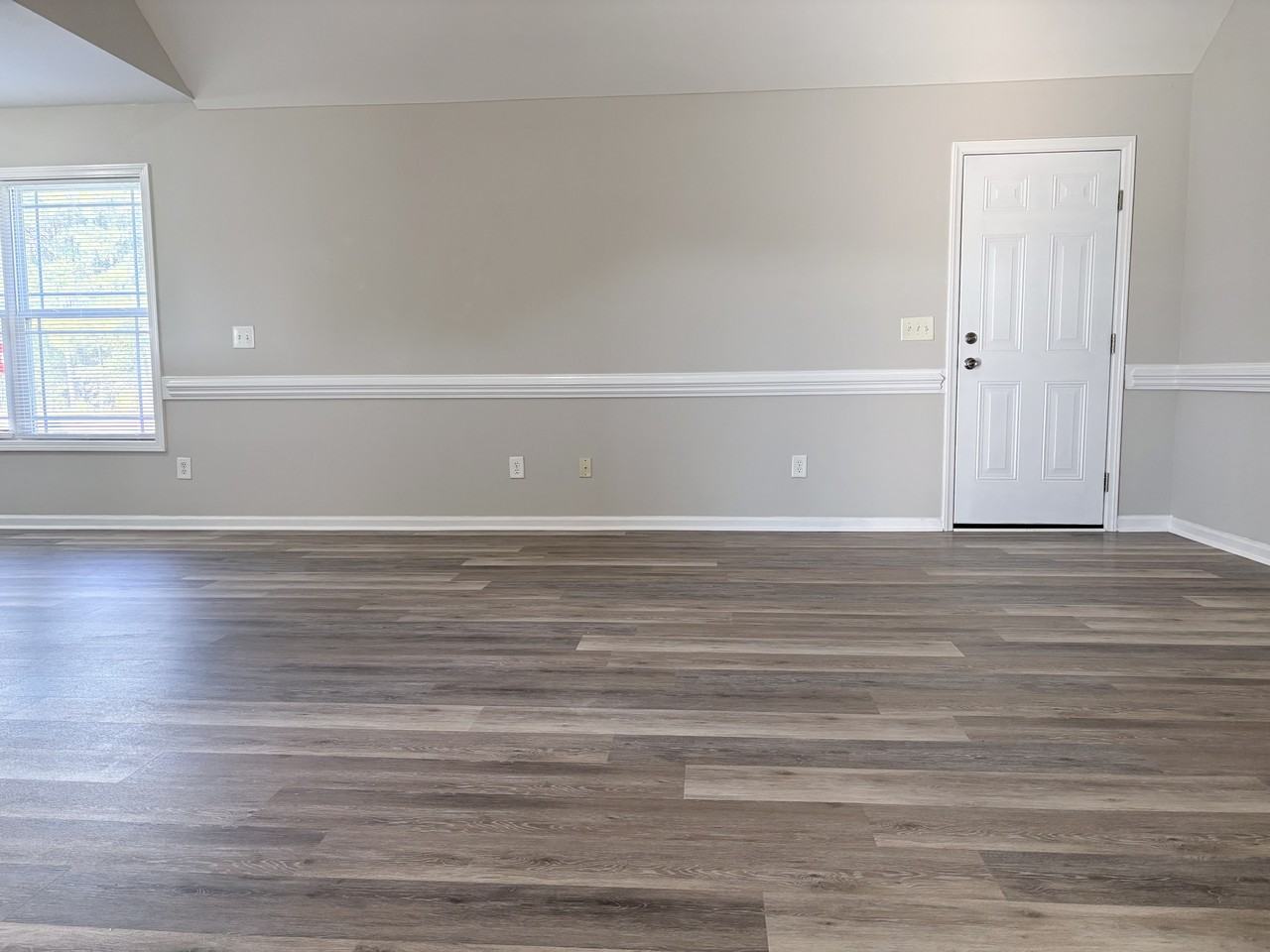 843 Mollhoff Ct #1 - Photo 3 of 17