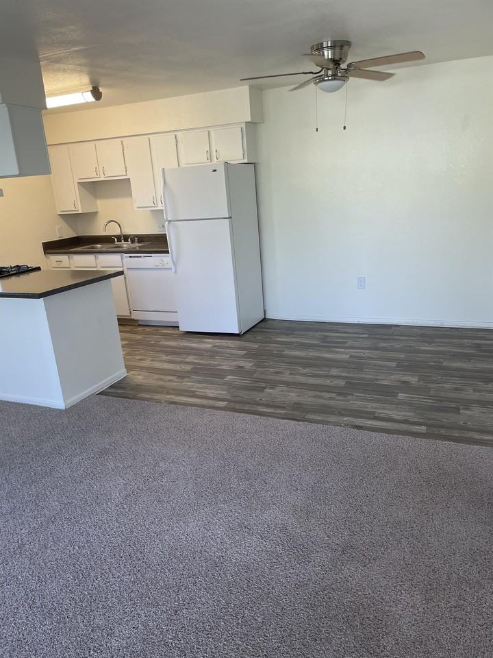 9777 N. Thornydale Road2108 #2108 - Photo 2 of 27