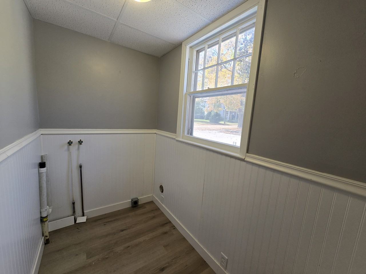 315 4th Ave Sw #1 - Photo 5 of 19