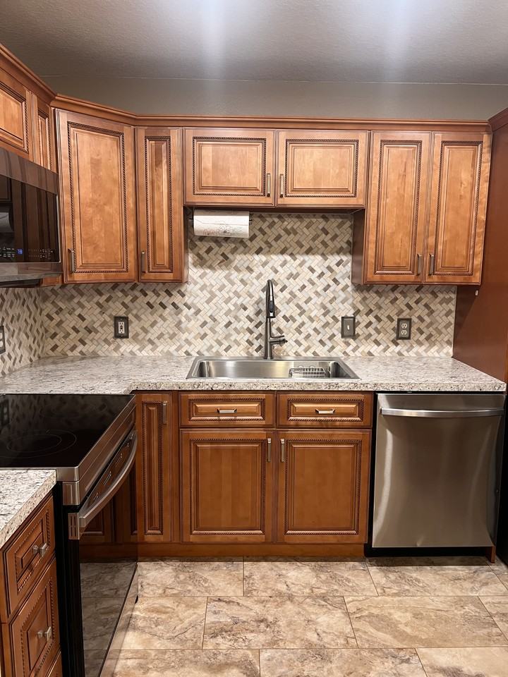 1780 Rocky Wood Cir #124 - Photo 5 of 34