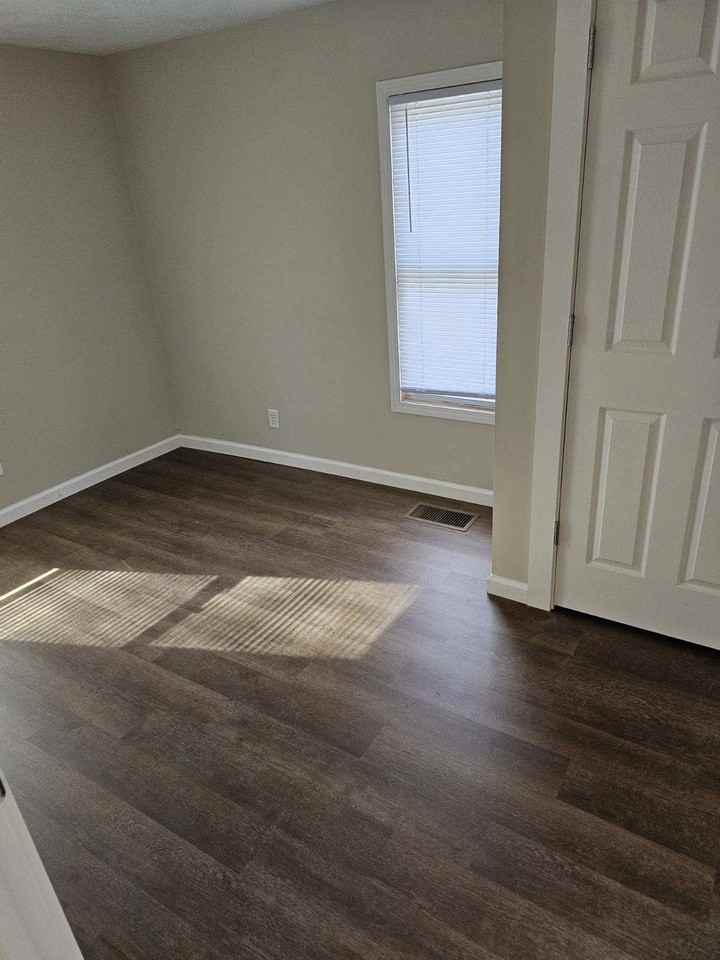 1230 S Ohio St #1 - Photo 4 of 7