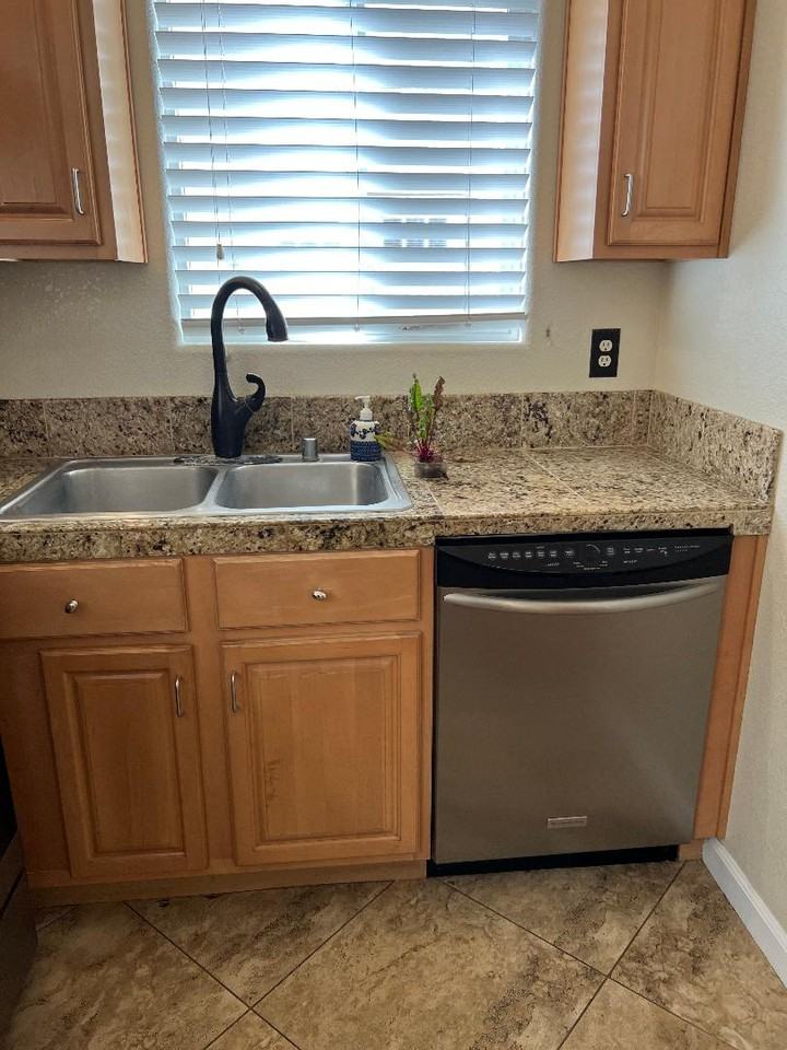 4 Carmel Cir #1 - Photo 4 of 12
