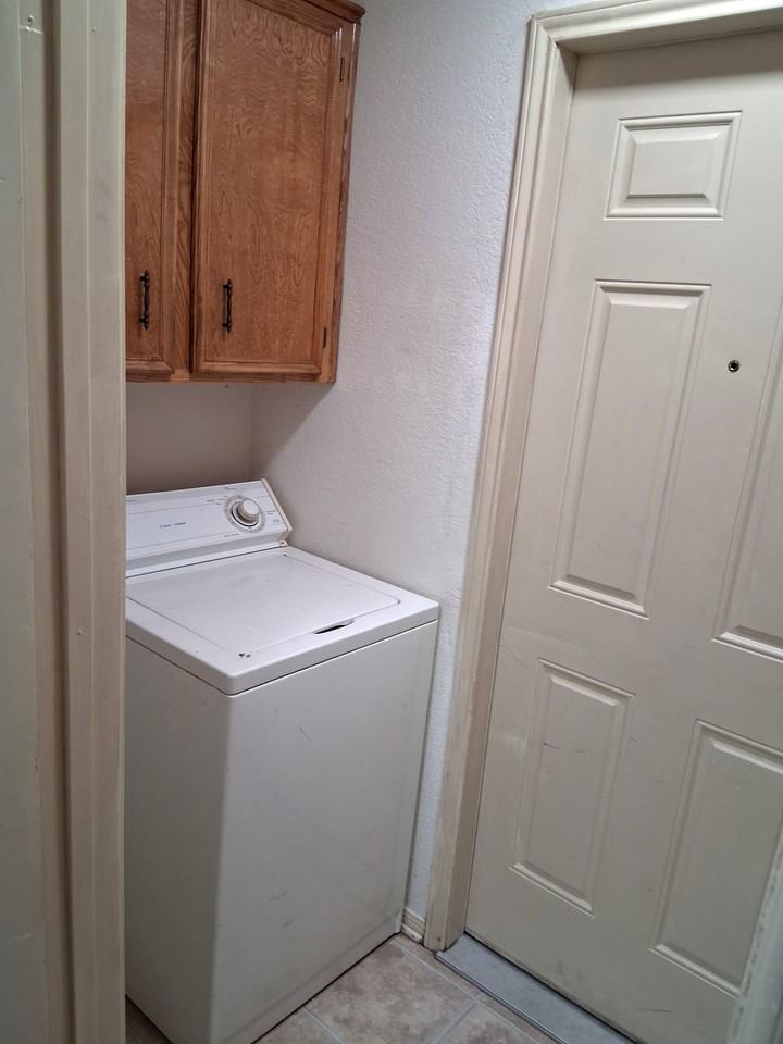 4309 Chantz Dr #1 - Photo 5 of 16