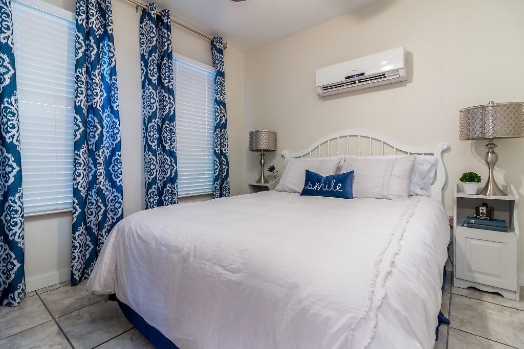 418 E Myrtle St #2 - Photo 4 of 8