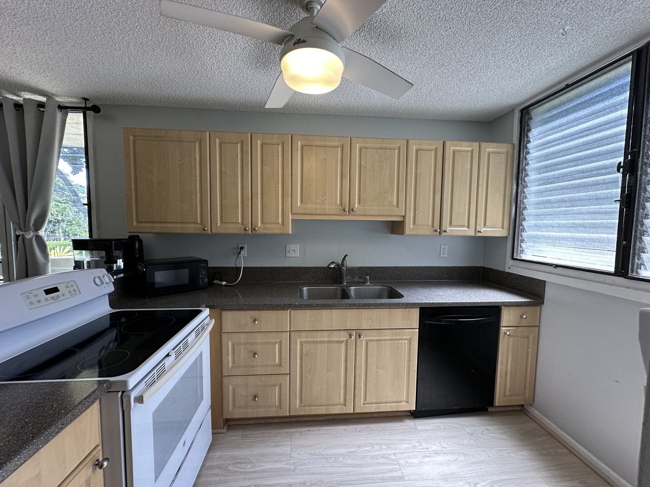 333 Aoloa St #1 - Photo 2 of 19