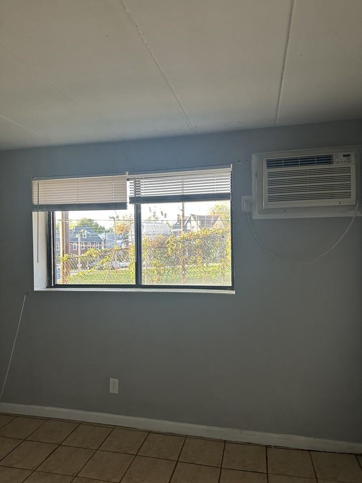 416 S 4th St Apt 3a #A3 - Photo 7 of 9