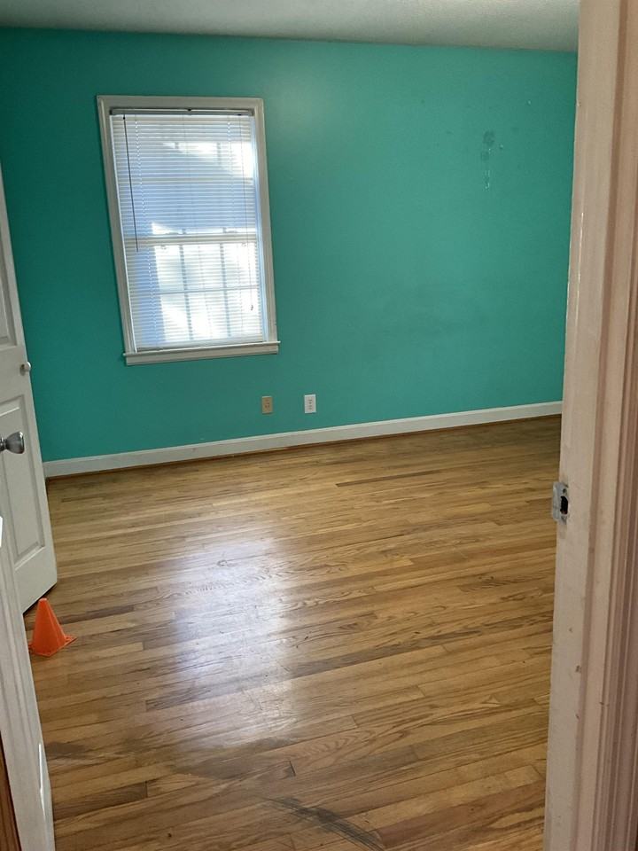 1204 Lakeshore Dr #1 - Photo 4 of 23