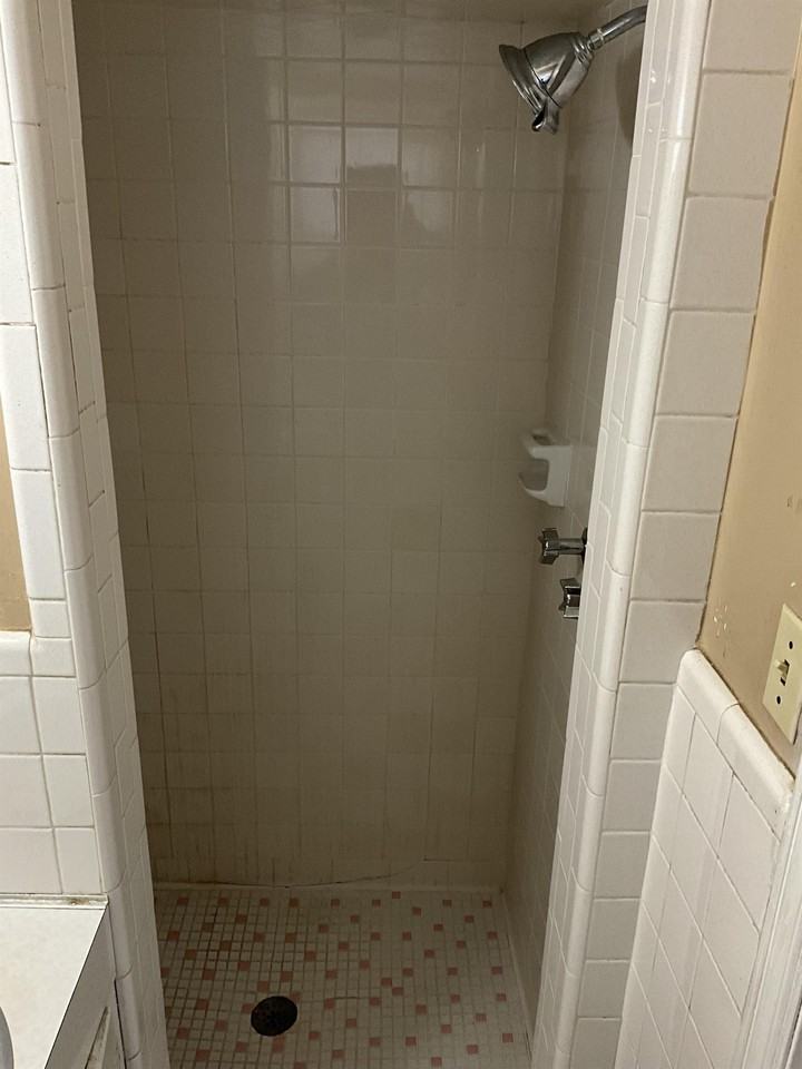 1204 Lakeshore Dr #1 - Photo 7 of 23