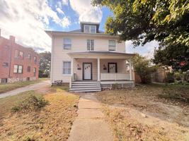 featured image of 1409 Mccausland Ave #2F