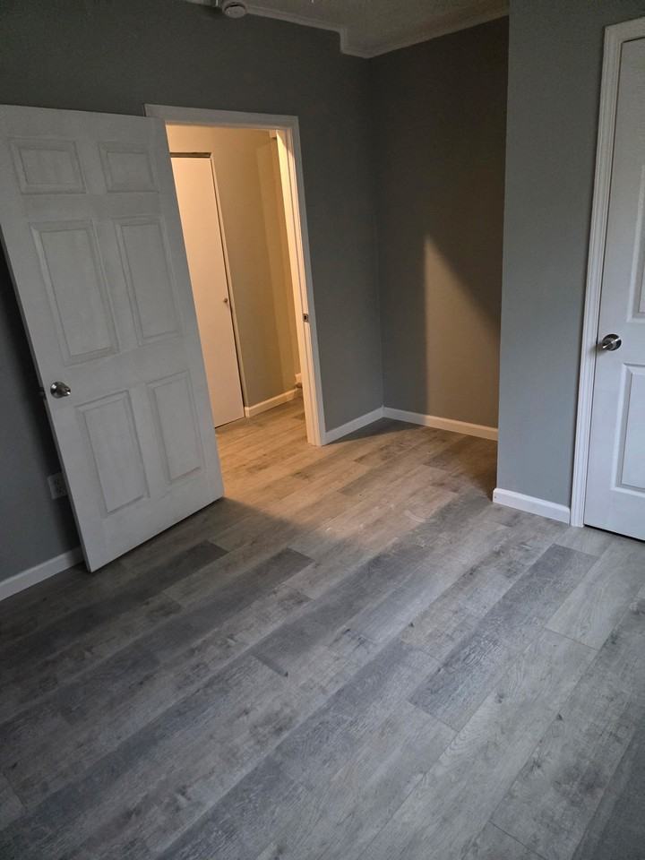 47 Louise Ln - Photo 4 of 12