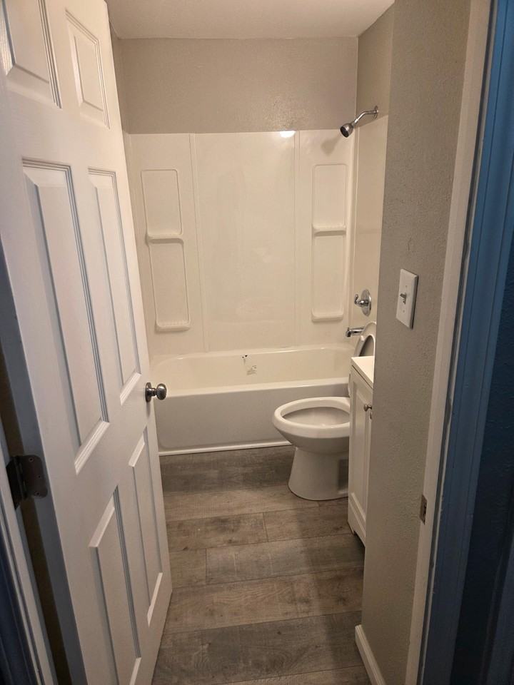 47 Louise Ln - Photo 7 of 12