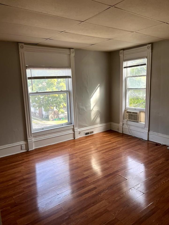 407 E Monroe St #2 - Photo 2 of 22