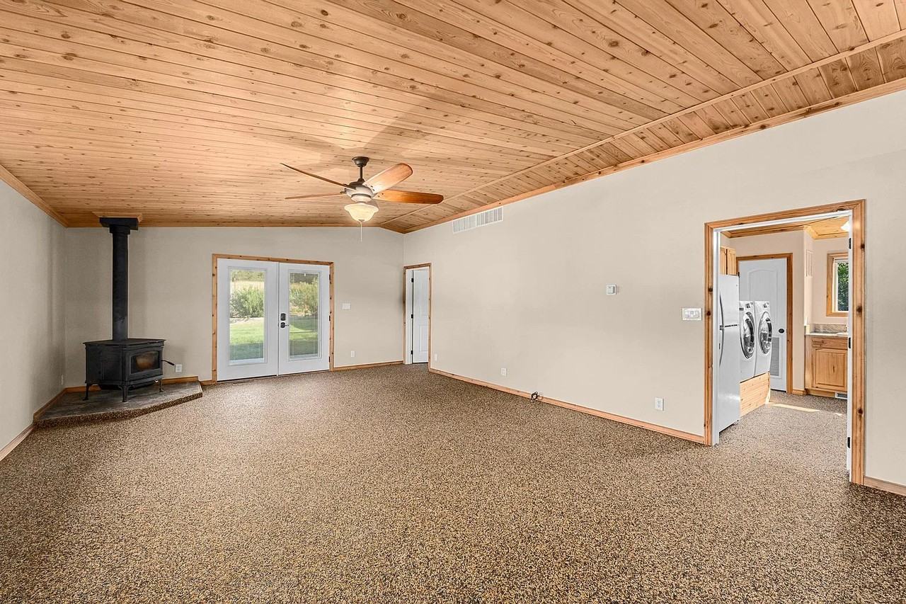 1381 Little Twin Lakes Rd #1 - Photo 6 of 7