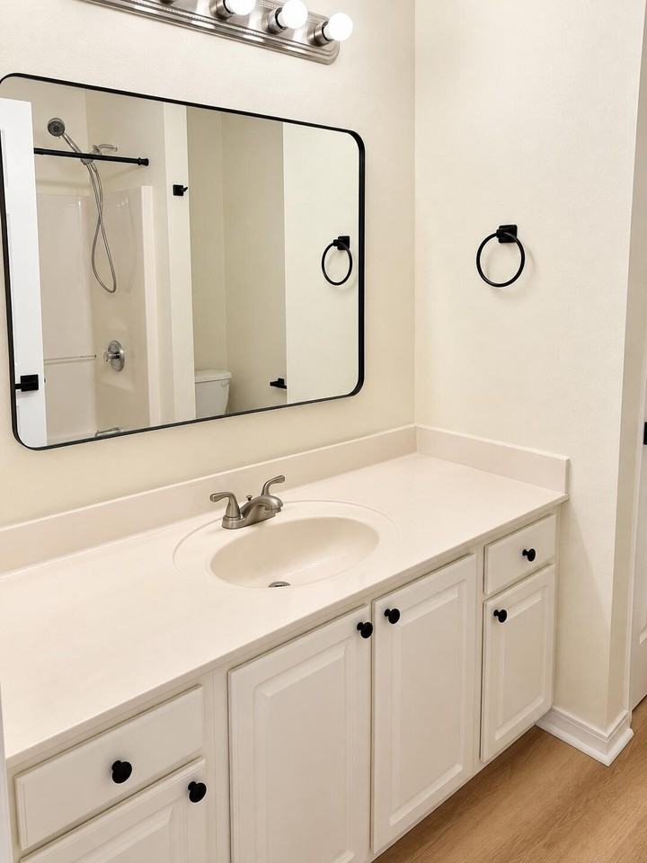 7646 Duval St #1 - Photo 5 of 7