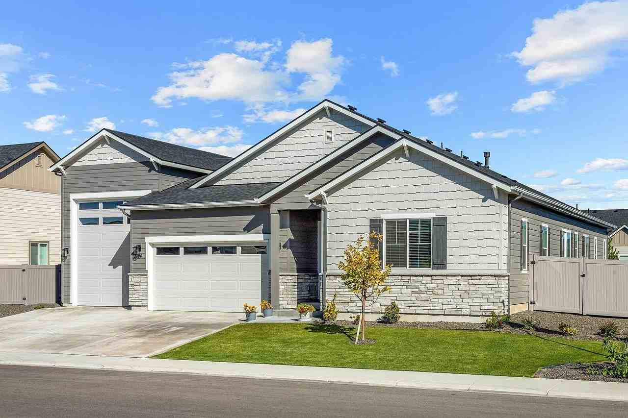 2194 N Mountain Vista Ave - Photo 6 of 20