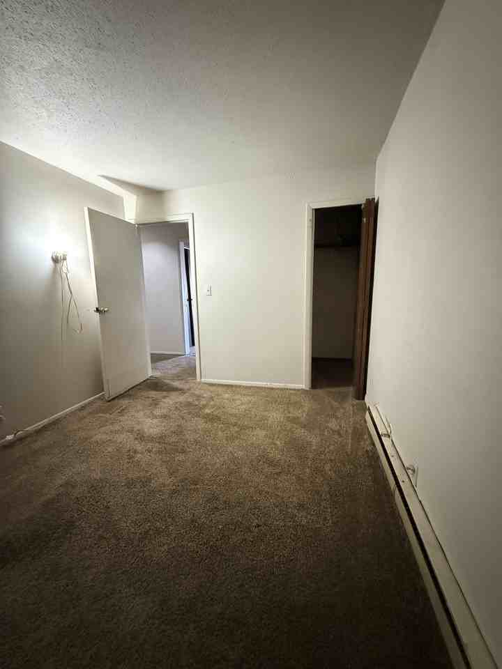 210 W Columbus St #1 - Photo 3 of 7