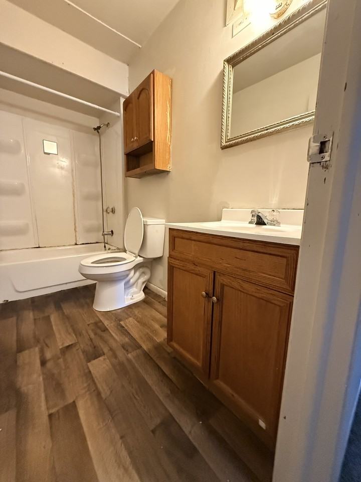 210 W Columbus St #1 - Photo 4 of 7