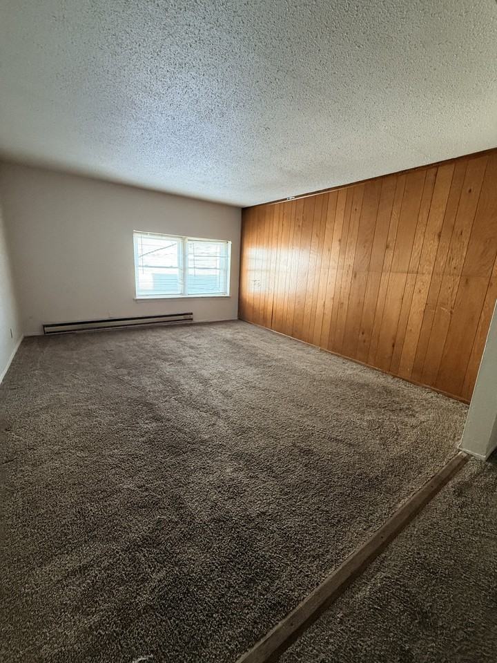 210 W Columbus St #1 - Photo 6 of 7