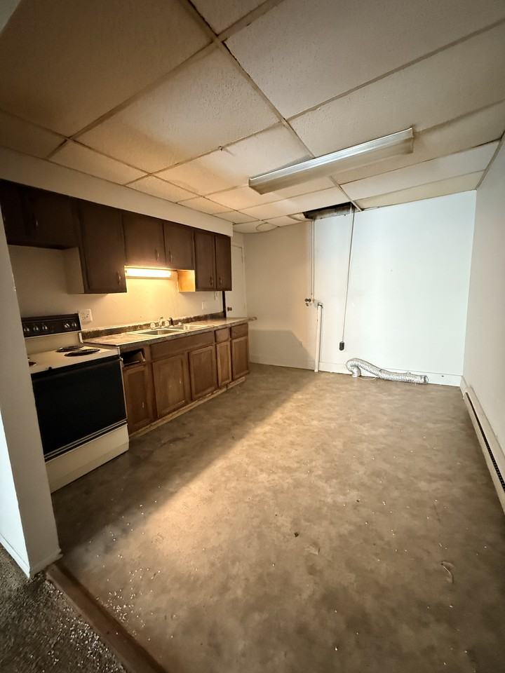 210 W Columbus St #1 - Photo 7 of 7