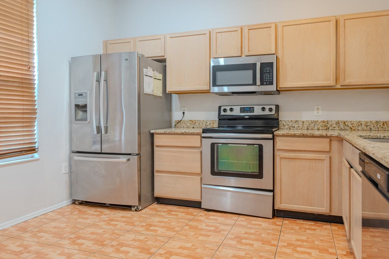 13304 Summerton Dr #1 - Photo 6 of 41