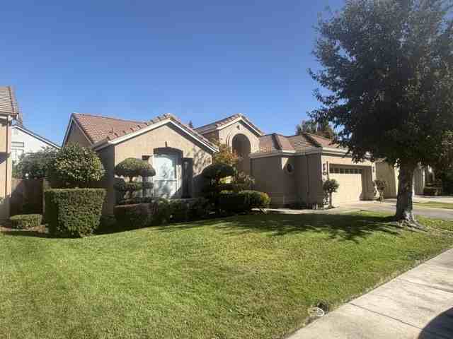 3349 Willowbrook Cir - Photo 3 of 50