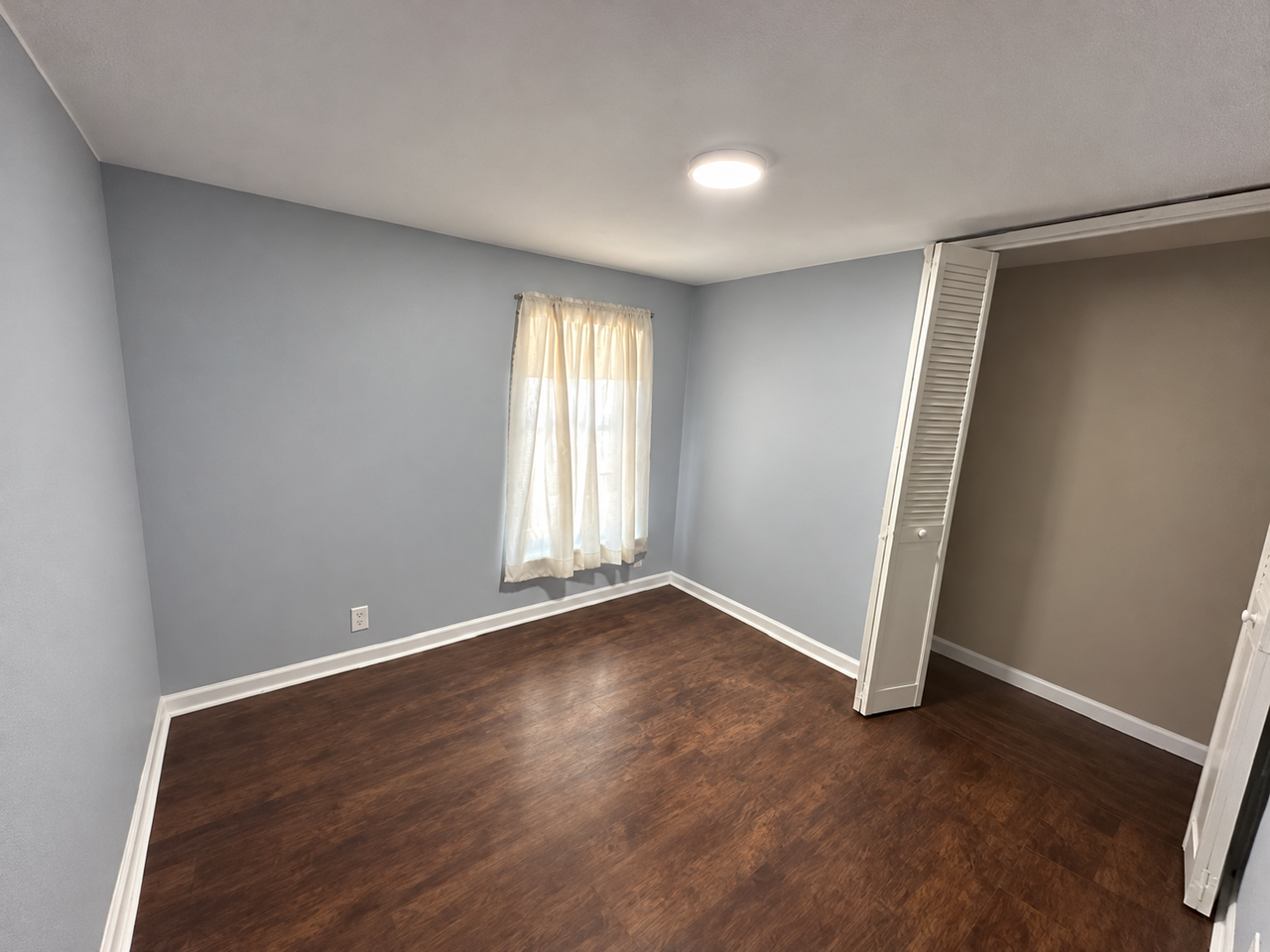 339 Houston Dr #1 - Photo 5 of 10