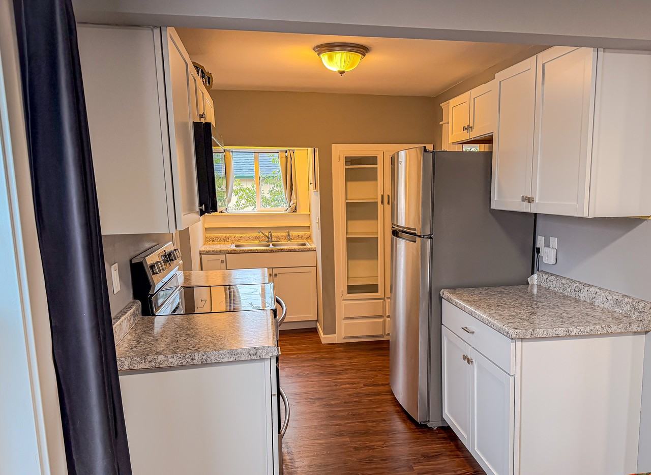 612 House Ave #1 - Photo 4 of 15