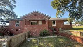 830 9th St N #B - Photo 1 of 1