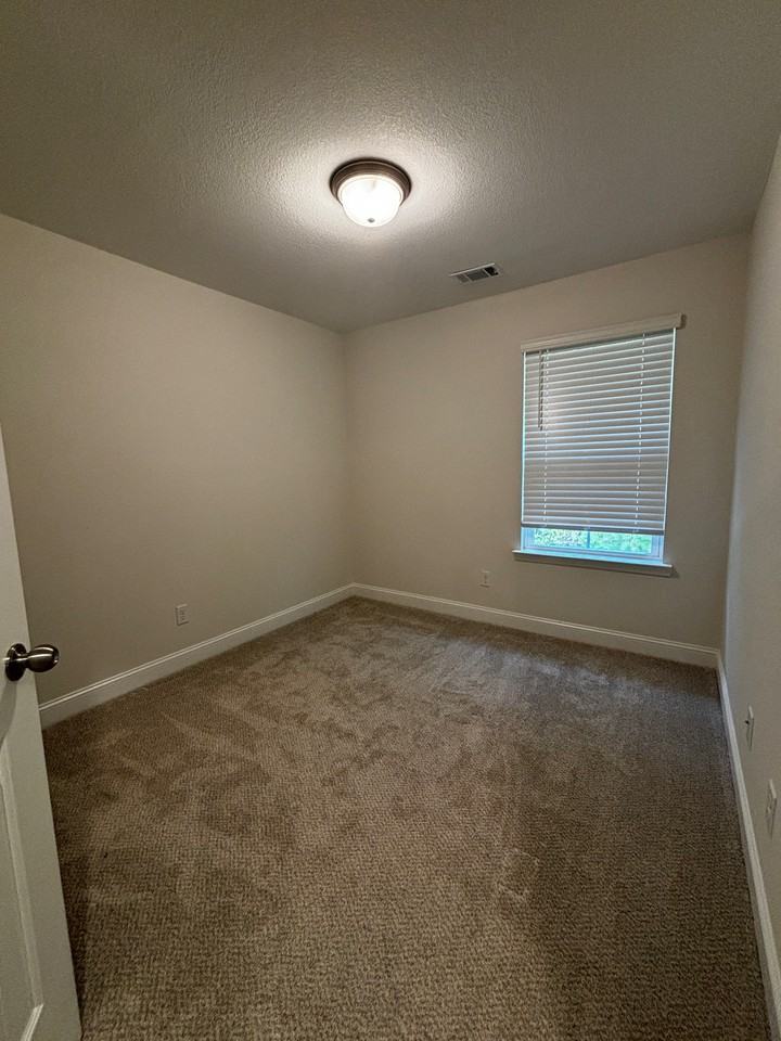 83 Heirloom Rd #1 - Photo 7 of 10