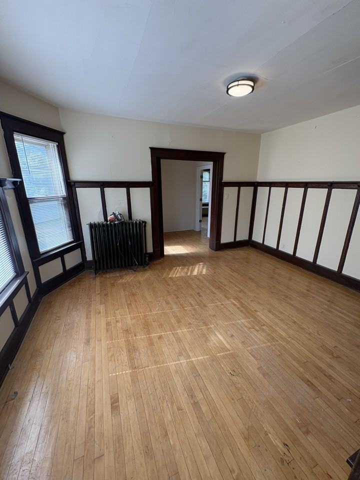 2946 N Buffum St #2 - Photo 3 of 8