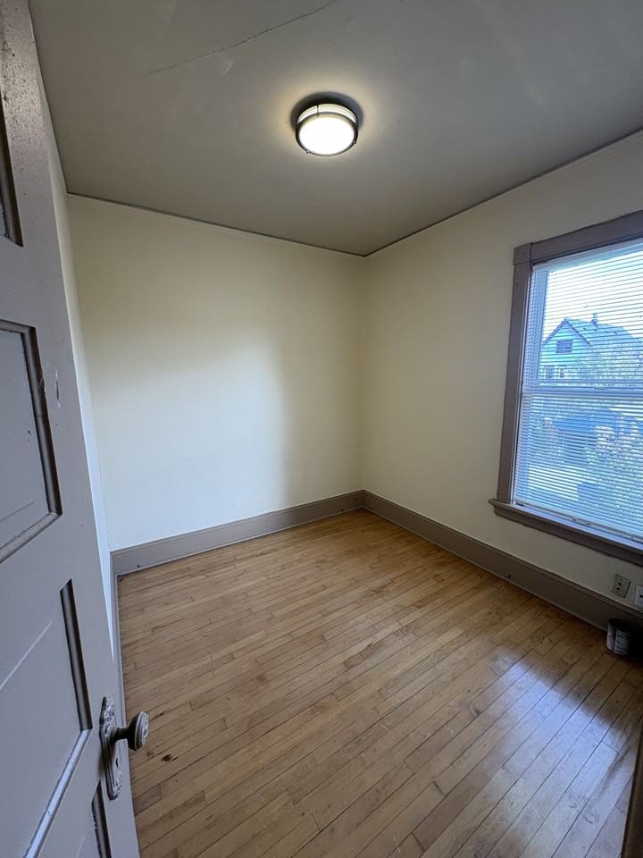 2946 N Buffum St #2 - Photo 4 of 8